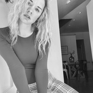 Meet your Posher, Joy